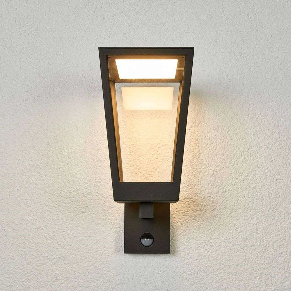 Lucande Lámparas Chaja Udendørs Aplique De Pared W/SensorDark Grey/Clear - Lucande 2 Lucande Lámparas Chaja Udendørs Aplique De Pared W/SensorDark Grey/Clear - Lucande - Imagen 2